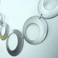 Collier 5 anneaux plats en aluminium gravé