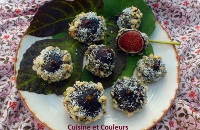 Figues fraîches en robe chocolatée 