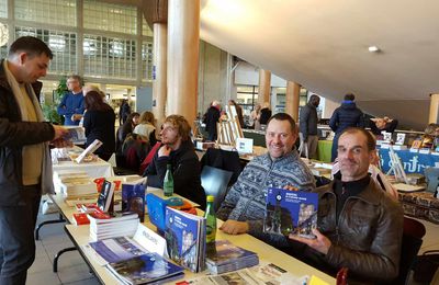 SALON DES EDITEURS ET AUTEURS EN REGION