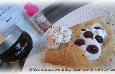 CRÊPES CHANTILLY & GRIOTTINES 