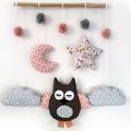 Mobile hibou gris rose fleuri