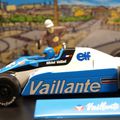 Vaillante F1 Turbo 1982. Altaya. #10. 1/43. 300 à l'heure dans Paris