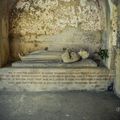  Gisant de saint Jean de Chinon dit Jean de Moûtier ou Jean le Reclus