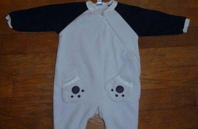 pyjama velour kids minis 6 mois ... 2€