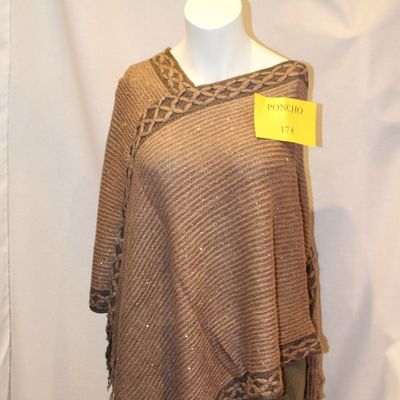 Un doux poncho pour passer l hiver au chaud 
