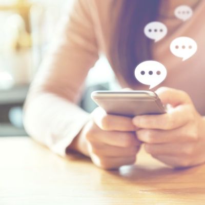 Quelles méthodes permettent de garantir la cohérence terminologique dans des projets de traduction de grande envergure ?