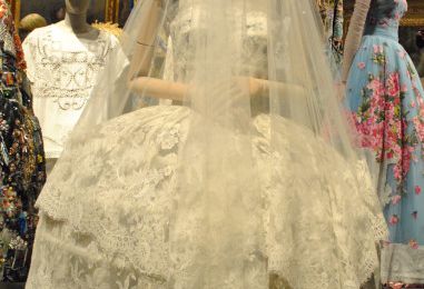 Dolce et Gabbana: la dentelle - 1 -