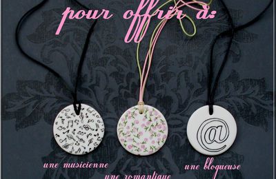 peinture sur porcelaine: mes bijoux #1