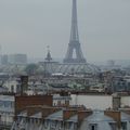 La Tour Eiffel et le Grand Palais (depuis les Grands Magasins)
