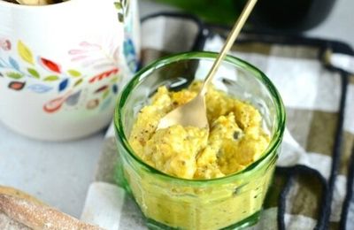 L'heure de l'apéro… gressins aux graines de lin et petites tartes au poivron