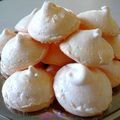 Petites Meringues à la Rose