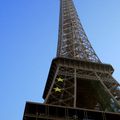 Eiffel tower under the snow - III