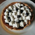 Défi lancé aux merles: tarte amandine aux myrtilles de chez Marité