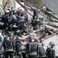 Explosion d'un immeuble près de Paris: un septième corps retrouvé dans les décombres