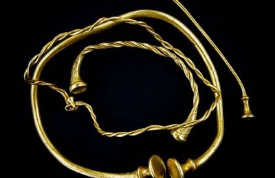 Ancient Celtic art uncovered in 'unique' gold hoard