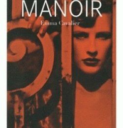 Le Manoir > Emma Cavalier