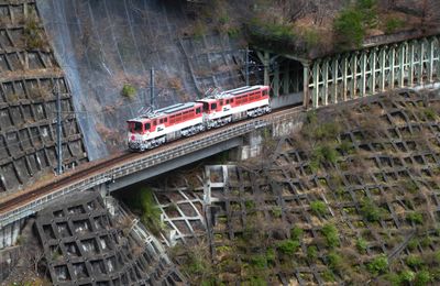 Abt Ichishiro: une charmante gare perdue dans la nature...