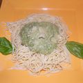 SPAGHETTIS AU PISTOU DE COURGETTES