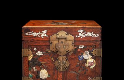 A fine and rare inlaid-huanghuali cabinet, Kangxi period (1662-1722)