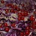 Salade de chou rouge aux groseilles et jus d'orange