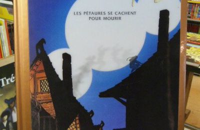 Lanfeust de Troy les pétaures...édition du millénaire 31/12 1999, 20 €, Chant des Stryges, Défis, Edition spéciale gd format,10€