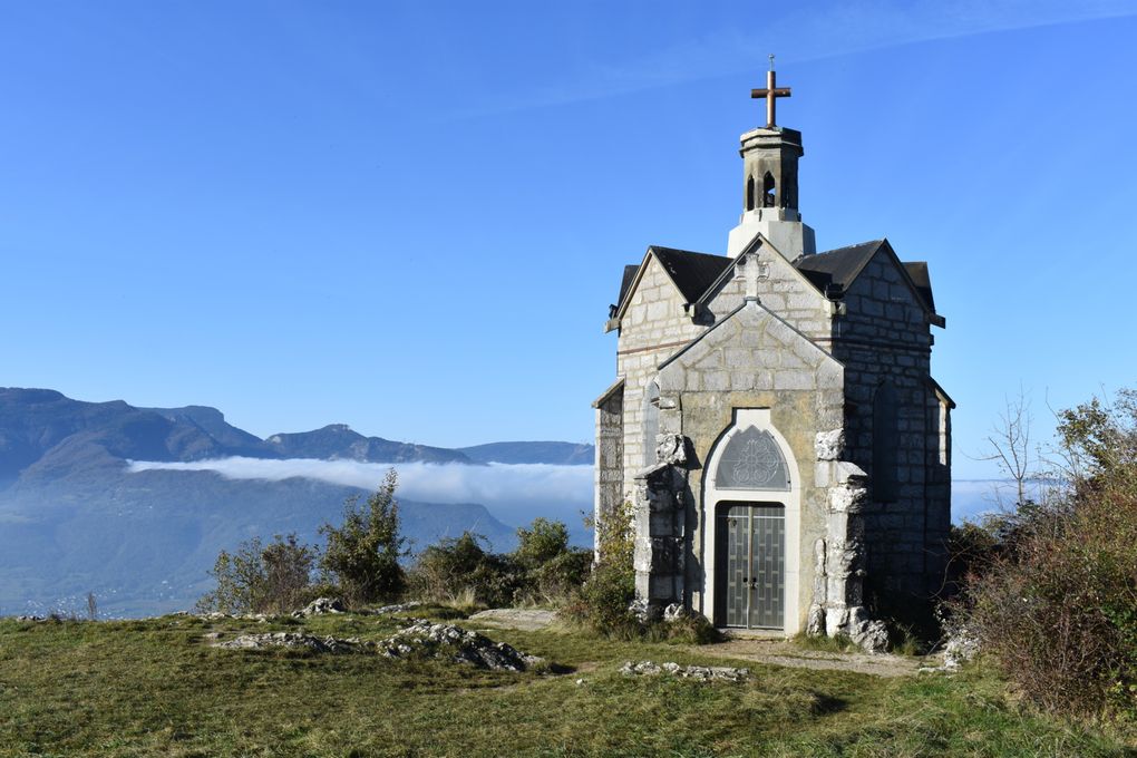 Randonnée matinale au &quot;Mont - Saint - Michel&quot; Savoyard