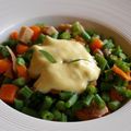 Salade tiède d'haricots verts, poulet et carotte, sauce allégée à l'estragon