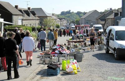 WALLERS EN FAGNE - Fête Artisanale de la Pierre bleue