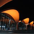  AEROPORTS DE DUBAÏ ET KUALA LUMPUR. 2010