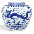 A blue and white 'dragon' jar, Mark and period of Jiajing (1522-1566)