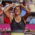 Premier titre pour Caroline Garcia!