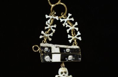 Enamelled gold memento mori pendant, Germany, about 1660