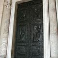 Intérieur de la basilique st Pierre de Rome ,