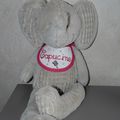 Peluches éléphants pour 2 soeurs