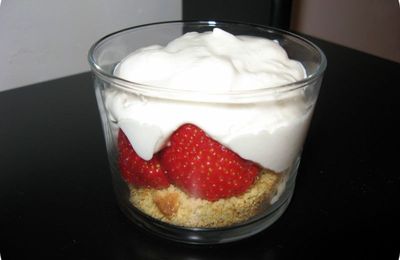 Verrine minute à la fraise