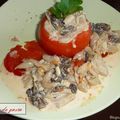 Tomates farcies aux cuisses de grenouilles et morilles.