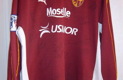 Maillot FC Metz porté par J. Jager en championnat en 1999