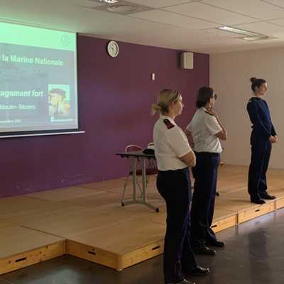 Intervention du personnel féminin de la Marine nationale