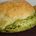 Pain au pesto