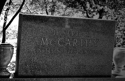 15 JO McCARTHY N'EST PAS MORT.... 