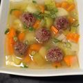 Soupe de légumes aux boulettes de bœuf