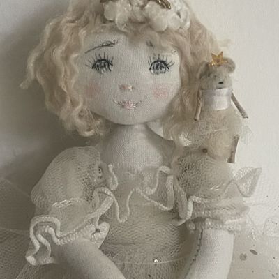 Petite ballerine pour commencer la semaine...(18cm)