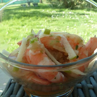 Salade acidulée à la pomme et aux radis