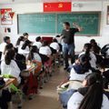 La Chine interdit aux enfants tibétains d'avoir des objets religieux dans les écoles.