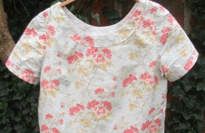 tee-shirt motif fleur 