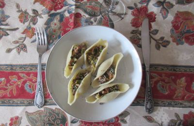 Conchiglioni champignons - poireau - lardons vegan