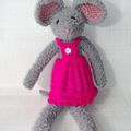 Une souris grise en peluche, Doulainou Rosine 