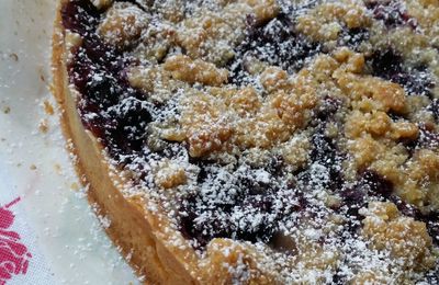 Tarte aux Pommes, Myrtilles et Streusel