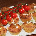 MUFFINS AUX LARDONS, BRIE, COMTE ET HERBES FRAICHES