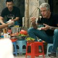 Chef Anthony Bourdain, La nourriture et la télévision comme ultimes thérapies